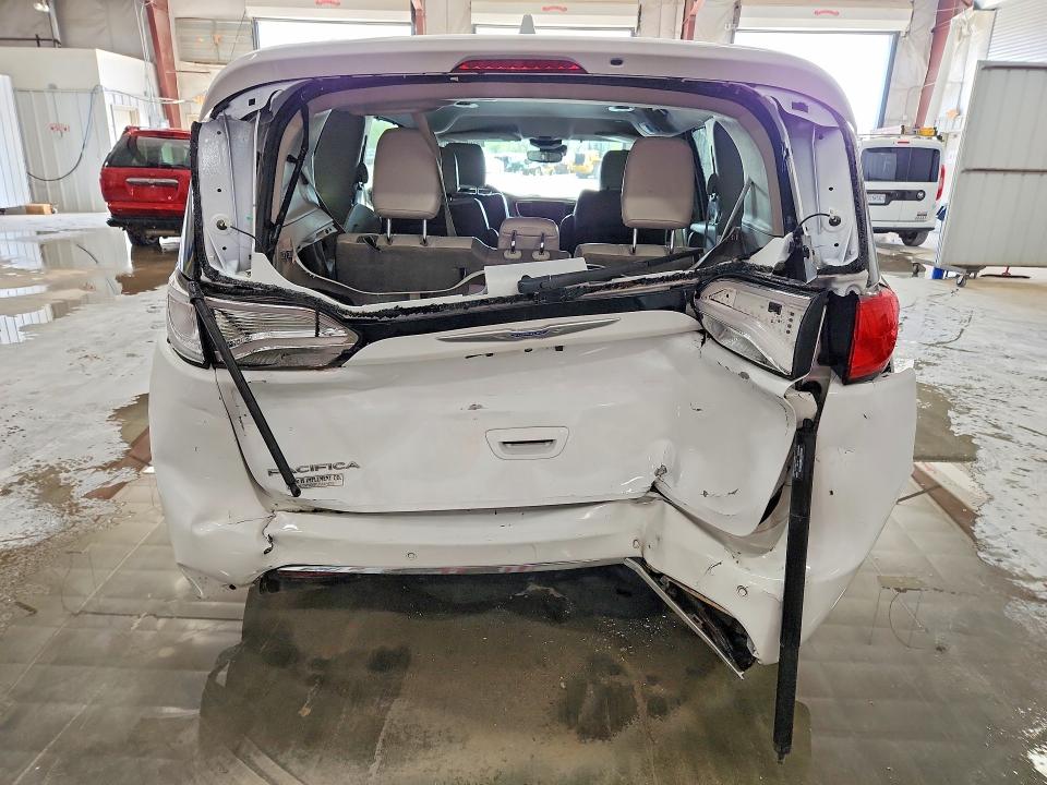 Продаж на аукціоні авто 2018 Chrysler Pacifica, vin: 2C4RC1BG1JR269789, номер лоту: 49230076