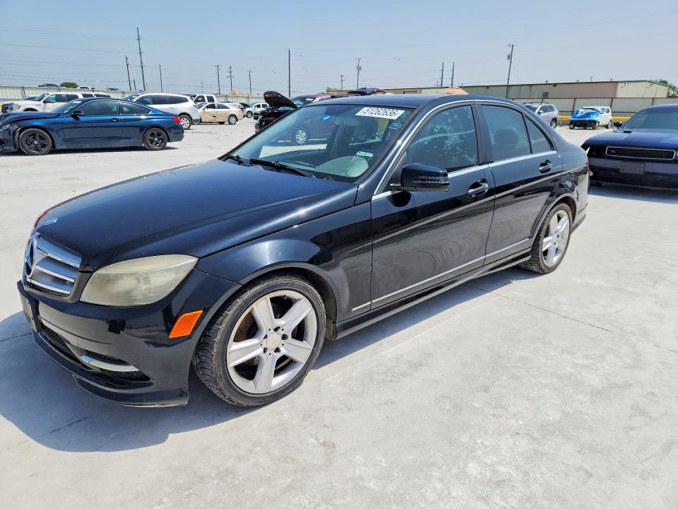 51262636 :رقم المزاد ، WDDGF5EB1BR140311 vin ، 2011 Mercedes-benz C مزاد بيع