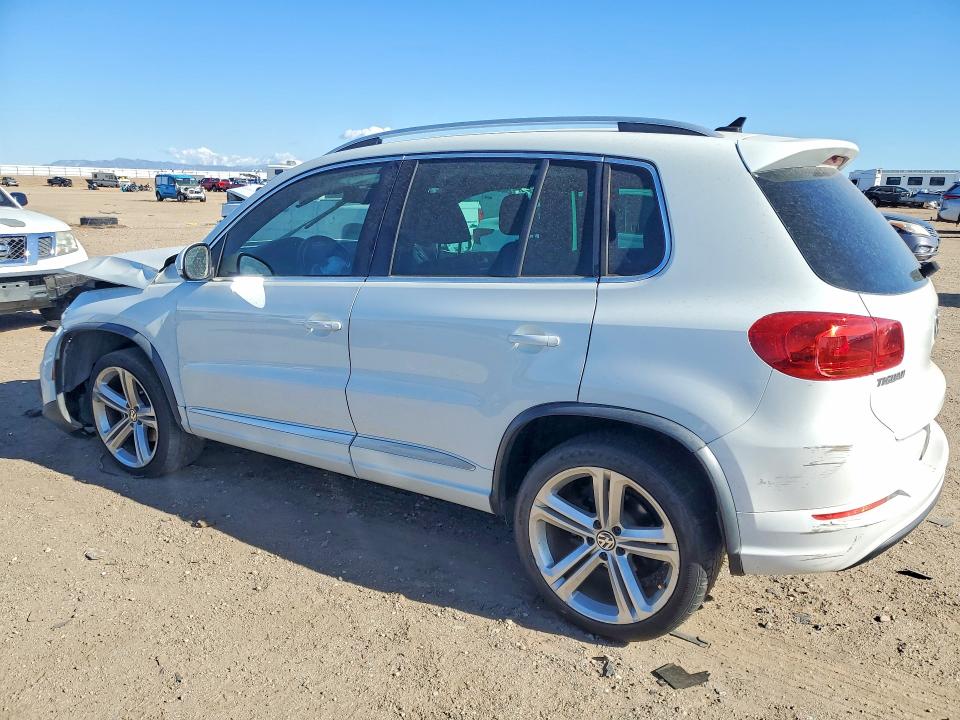 49825496 :رقم المزاد ، WVGAV7AX4GW074342 vin ، 2016 Volkswagen Tiguan مزاد بيع