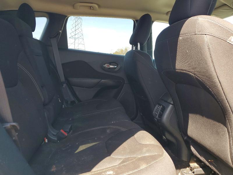 49156116 :رقم المزاد ، 1C4PJLCB8FW754151 vin ، 2015 Jeep Cherokee مزاد بيع