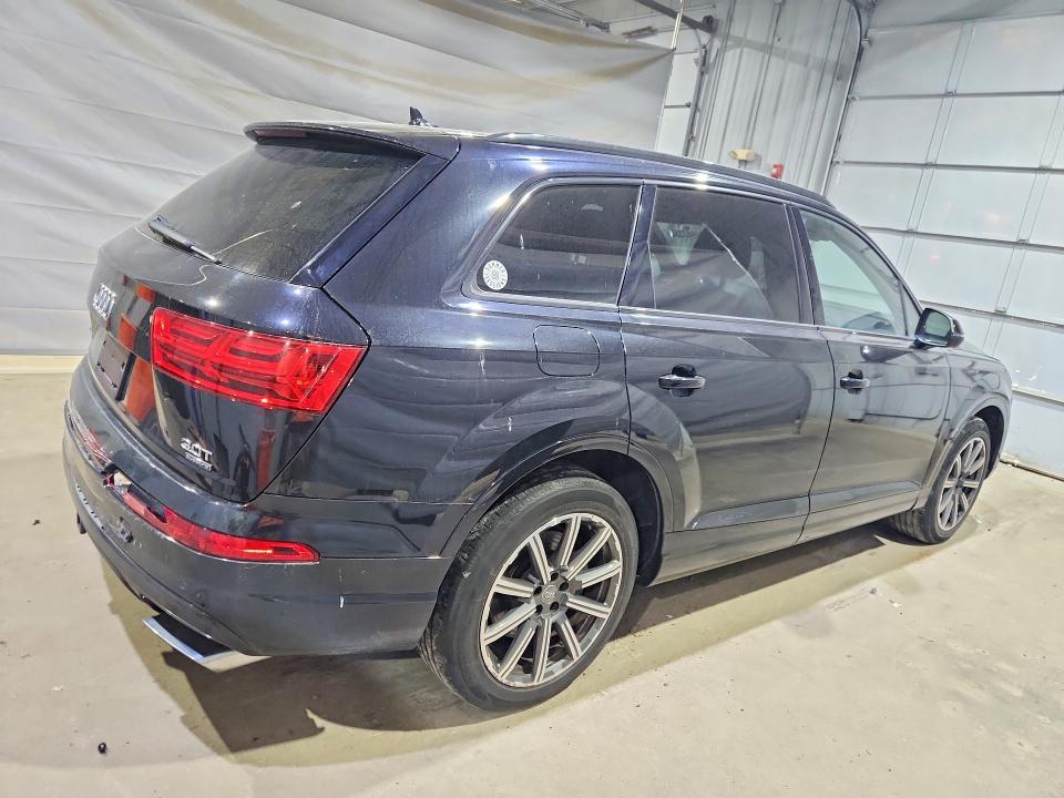 Продажа на аукционе авто 2017 Audi Q7, vin: WA1VAAF71HD028322, номер лота: 73942355