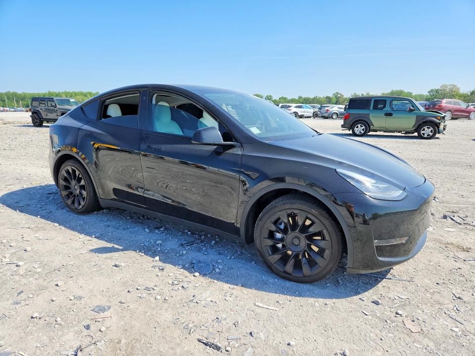 Продаж на аукціоні авто 2021 Tesla Model Y, vin: 5YJYGAEE0MF202403, номер лоту: 51023476