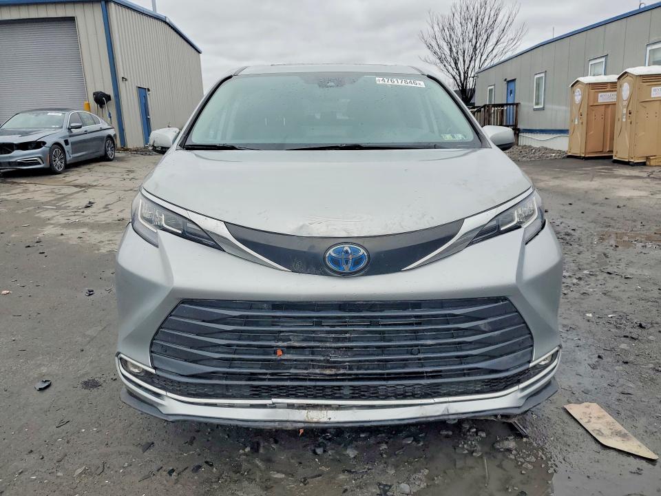47617846 :رقم المزاد ، 5TDYRKEC2PS143286 vin ، 2023 Toyota Sienna مزاد بيع
