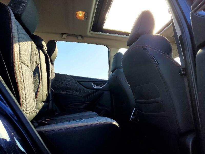 48102616 :رقم المزاد ، JF2SKEKC6KH571568 vin ، 2019 Subaru Forester مزاد بيع
