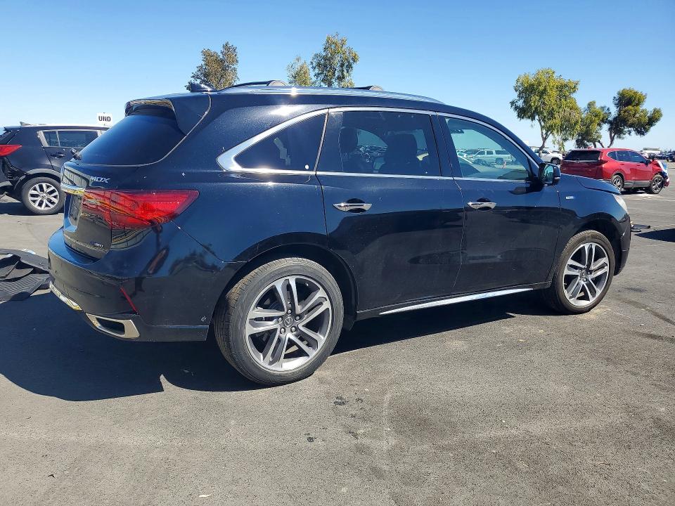 48825576 :رقم المزاد ، 5J8YD7H7XKL001757 vin ، 2019 Acura Mdx مزاد بيع