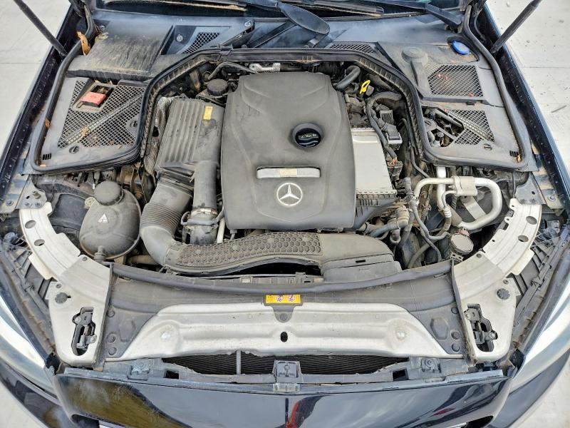 2015 Mercedes-benz C მანქანა იყიდება აუქციონზე, vin: 55SWF4JB8FU054817, აუქციონის ნომერი: 51258606