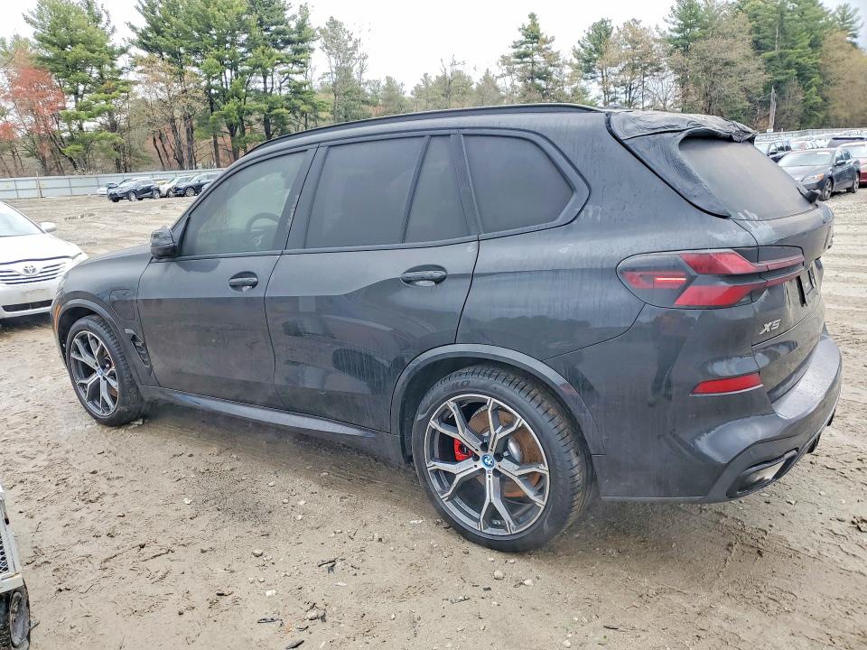 51814466 :رقم المزاد ، 5UX43EU04R9T30411 vin ، 2024 Bmw X5 مزاد بيع