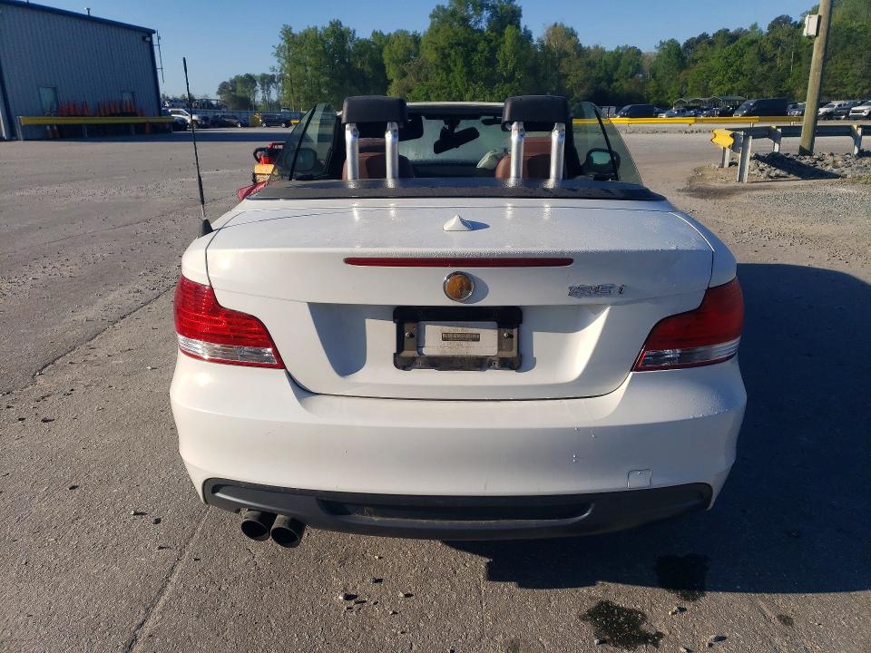 2011 Bmw 135 მანქანა იყიდება აუქციონზე, vin: WBAUN7C52BVM24754, აუქციონის ნომერი: 48892716