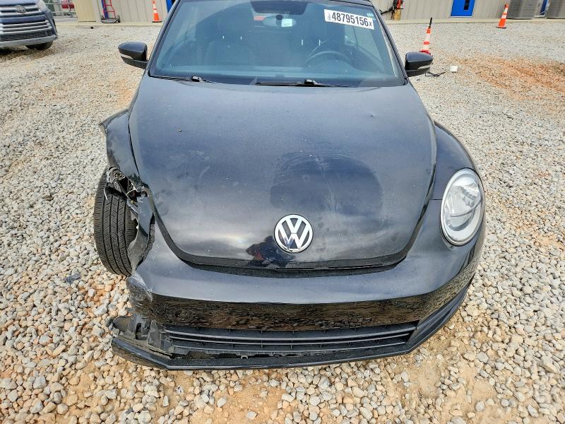 48795156 :رقم المزاد ، 3VW517AT1EM813269 vin ، 2014 Volkswagen Beetle مزاد بيع