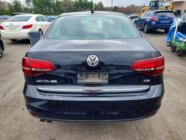 49334736 :رقم المزاد ، 3VWL17AJ5HM214675 vin ، 2017 Volkswagen Jetta مزاد بيع