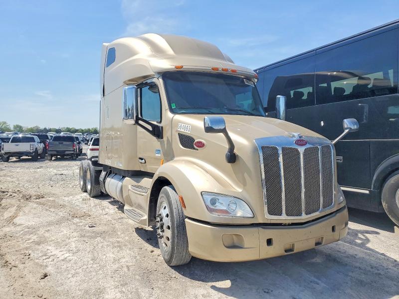 Продажа на аукционе авто 2020 Peterbilt 579, vin: 1XPBDP9XXLD704420, номер лота: 49620366