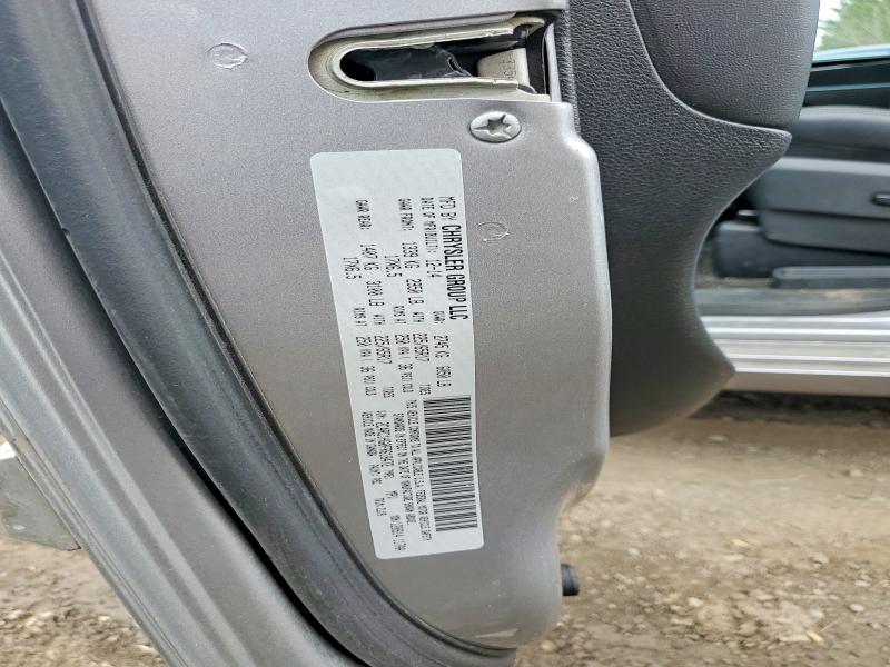 Продаж на аукціоні авто 2015 Chrysler Town & Country, vin: 2C4RC1HG0FR618472, номер лоту: 49549376