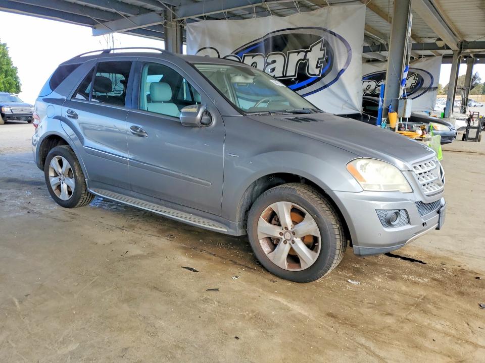 2010 Mercedes-benz Ml მანქანა იყიდება აუქციონზე, vin: 4JGBB2FB2AA535930, აუქციონის ნომერი: 50617186