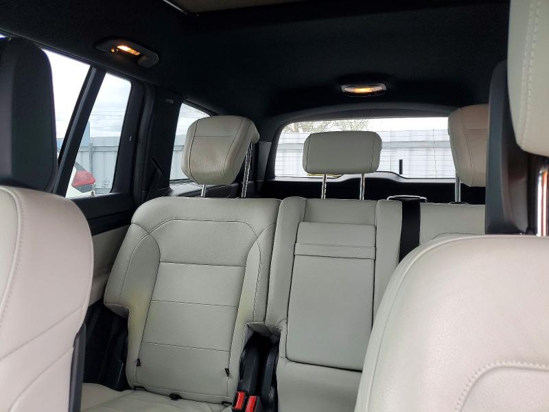 51465886 :رقم المزاد ، 4JGDF6EE7HA831147 vin ، 2017 Mercedes-benz Gls مزاد بيع