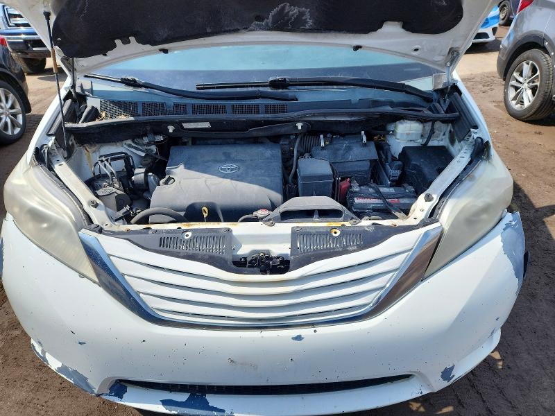 Продаж на аукціоні авто 2015 Toyota Sienna, vin: 5TDKK3DC7FS605101, номер лоту: 48660406