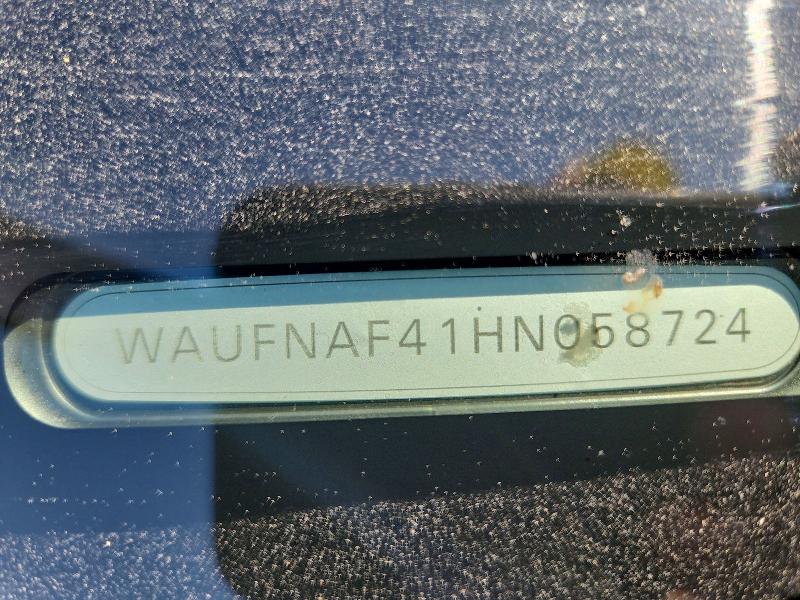 49252346 :رقم المزاد ، WAUFNAF41HN058724 vin ، 2017 Audi A4 مزاد بيع