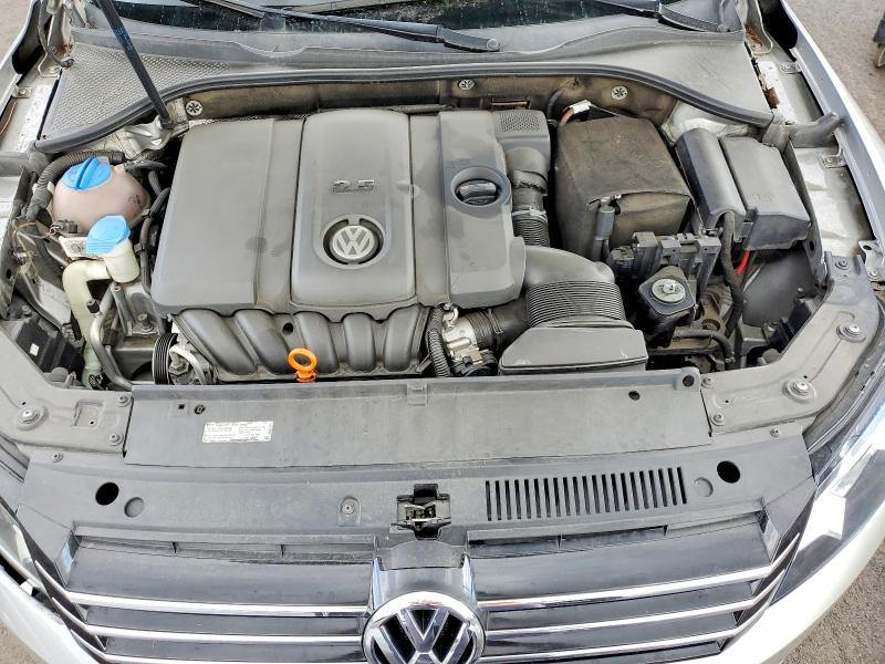 48656496 :رقم المزاد ، 1VWAP7A37DC101264 vin ، 2013 Volkswagen Passat مزاد بيع