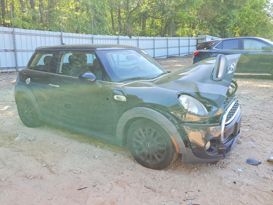2016 Mini Cooper მანქანა იყიდება აუქციონზე, vin: WMWXP7C57G2C60873, აუქციონის ნომერი: 51242576