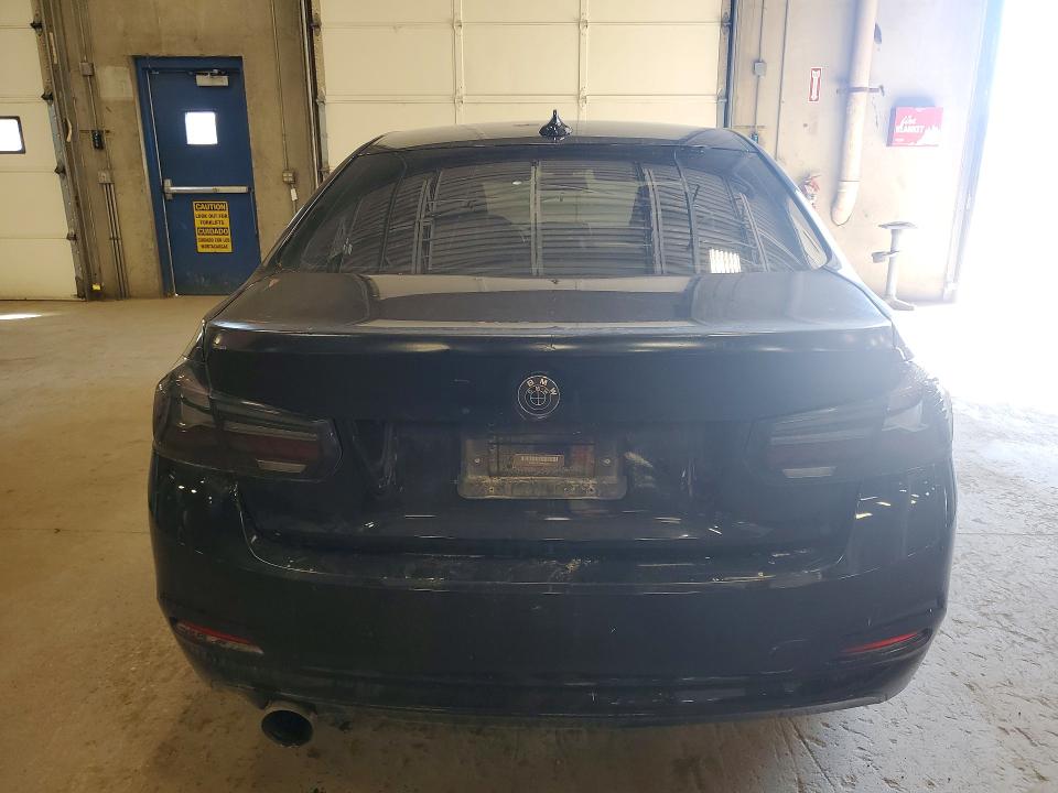 48058796 :رقم المزاد ، WBA8A9C54HK620231 vin ، 2017 Bmw 320 مزاد بيع