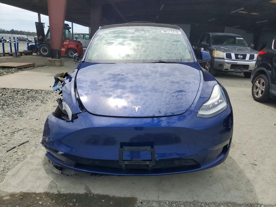 50171416 :رقم المزاد ، 7SAYGDEE4NF426182 vin ، 2022 Tesla Model Y مزاد بيع