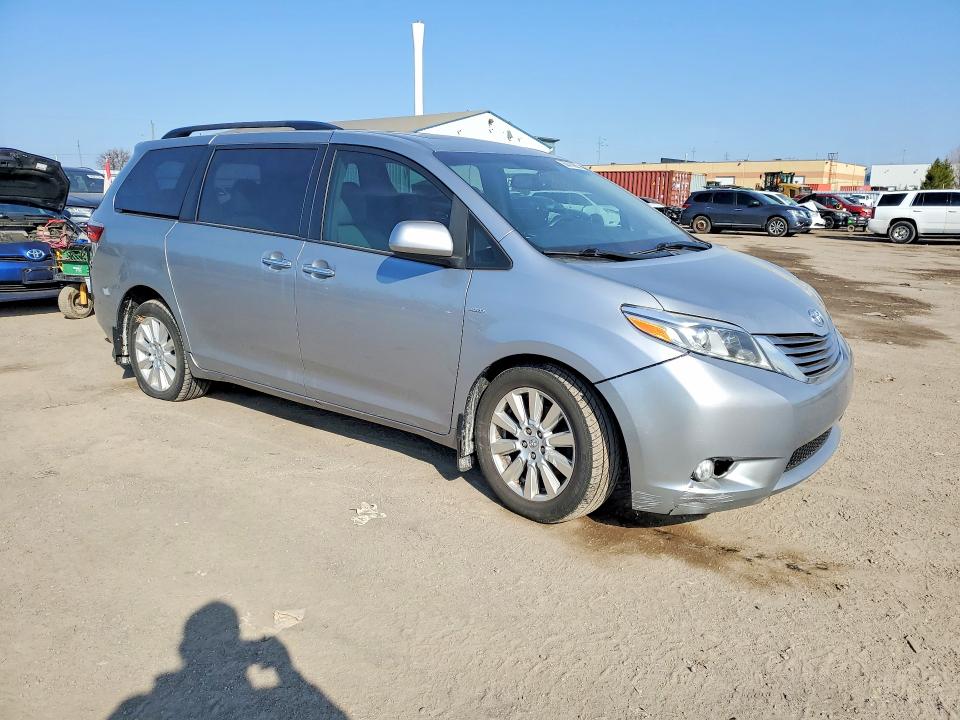 2017 Toyota Sienna მანქანა იყიდება აუქციონზე, vin: 5TDDZ3DC2HS182287, აუქციონის ნომერი: 50419666