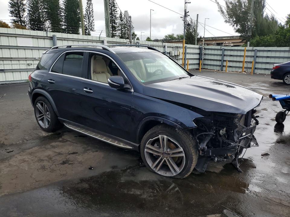 Продажа на аукционе авто 2022 Mercedes-benz Gle, vin: 4JGFB4JB8NA799034, номер лота: 48569566
