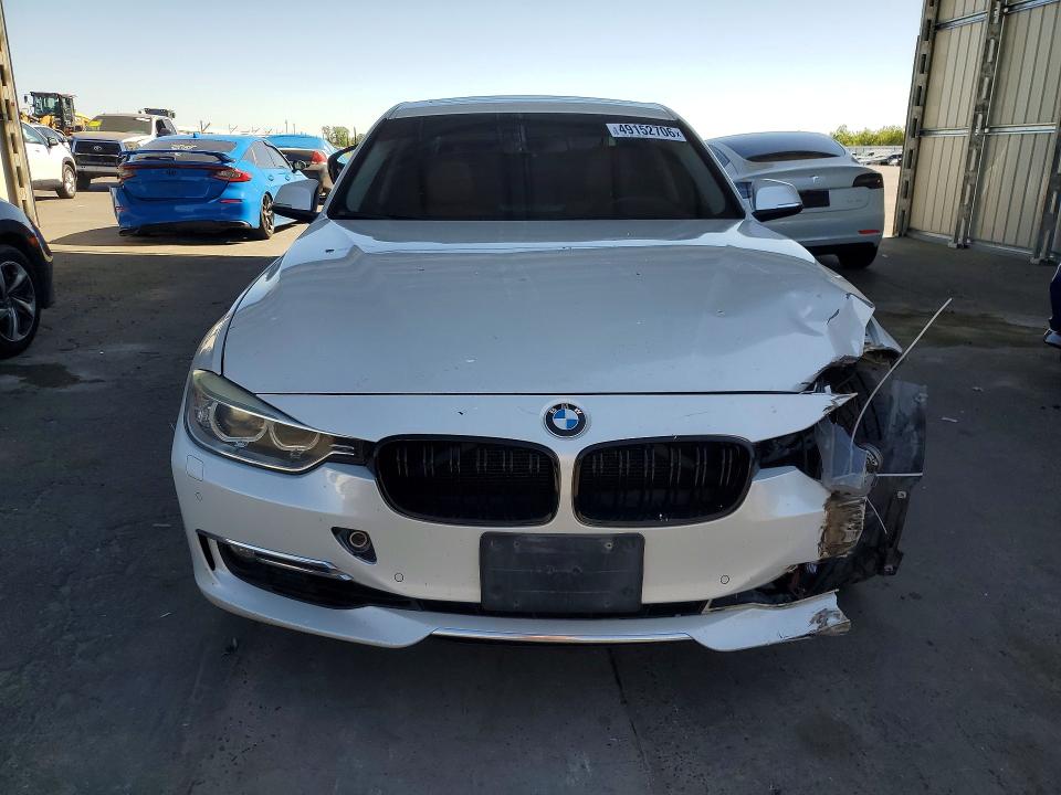 2015 Bmw 328i მანქანა იყიდება აუქციონზე, vin: WBA3B3G53FNR85395, აუქციონის ნომერი: 49152706