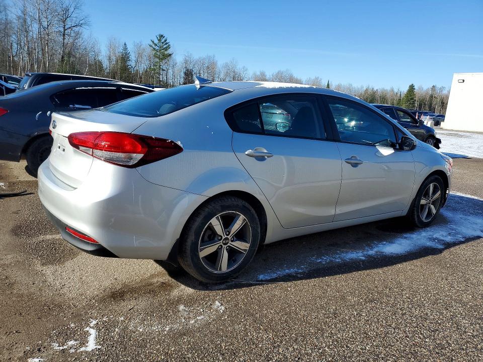 2018 Kia Forte მანქანა იყიდება აუქციონზე, vin: 3KPFL4A79JE283706, აუქციონის ნომერი: 50409396