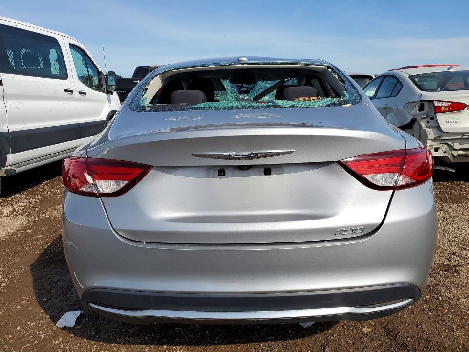 Продажа на аукционе авто 2015 Chrysler 200, vin: 1C3CCCAB1FN701930, номер лота: 49182456