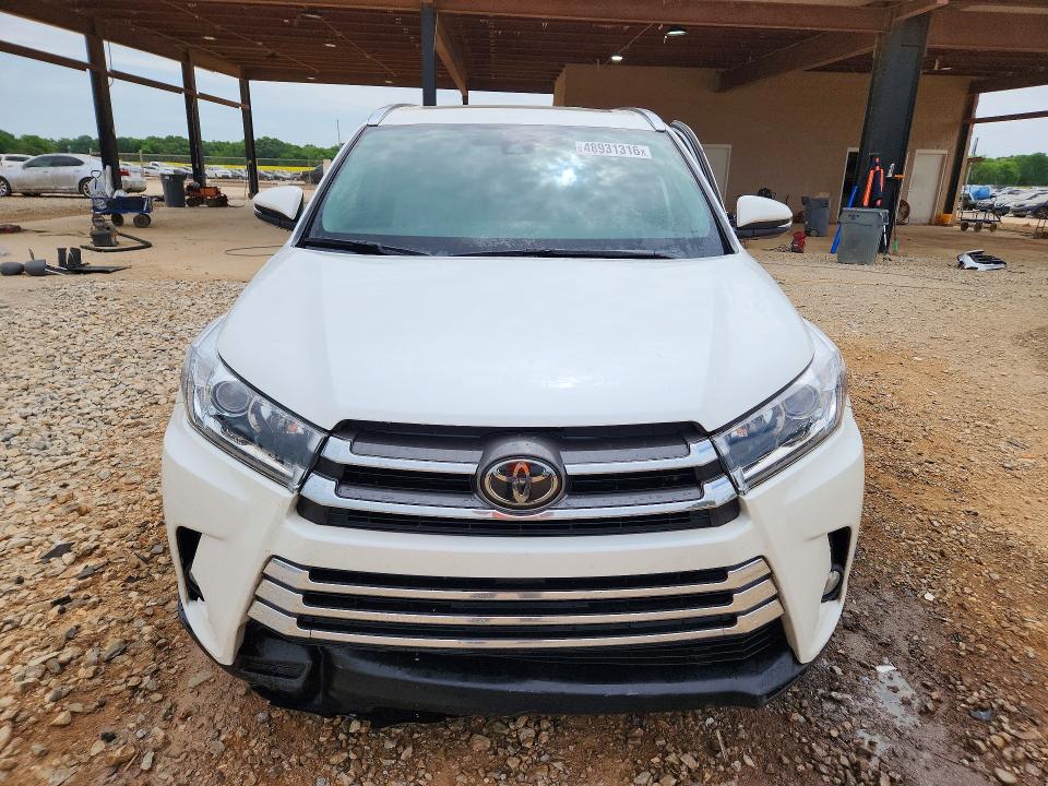 48931316 :رقم المزاد ، 5TDYZRFH5JS248012 vin ، 2018 Toyota Highlander مزاد بيع