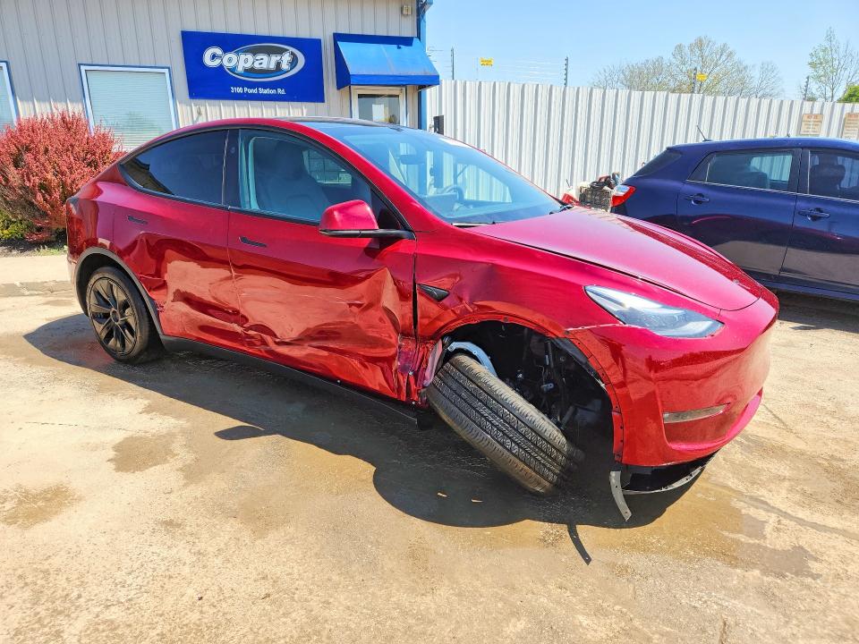Продажа на аукционе авто 2024 Tesla Model Y, vin: 7SAYGAEE0RF159062, номер лота: 47988206
