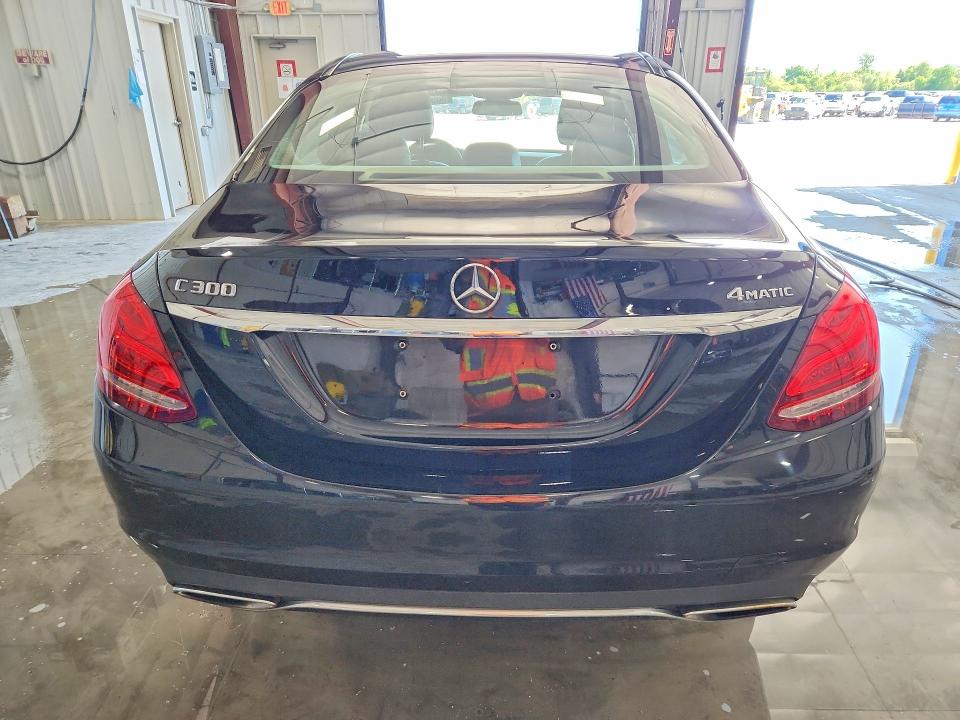 50504896 :رقم المزاد ، 55SWF4KB5FU017240 vin ، 2015 Mercedes-benz C مزاد بيع