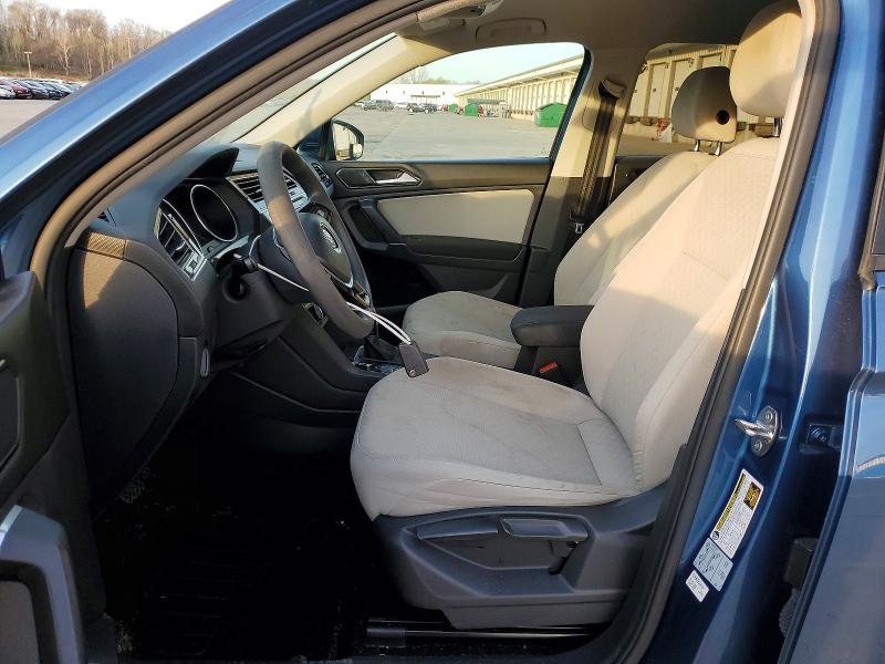 48348066 :رقم المزاد ، 3VV1B7AX8JM120535 vin ، 2018 Volkswagen Tiguan مزاد بيع