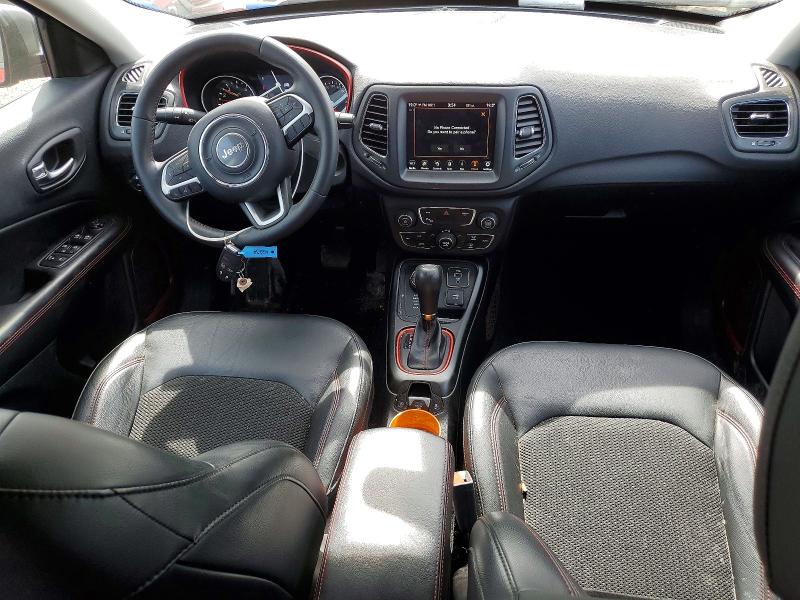 51156796 :رقم المزاد ، 3C4NJDDBXJT284280 vin ، 2018 Jeep Compass مزاد بيع