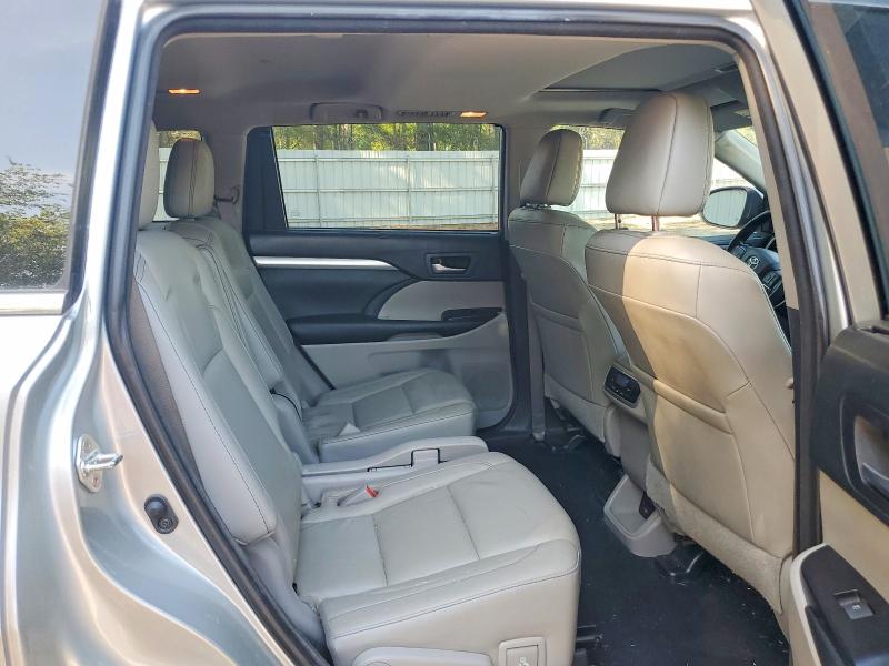 Aukcja sprzedaży 2018 Toyota Highlander, vin: 5TDKZRFH2JS544465, numer aukcji: 49795496