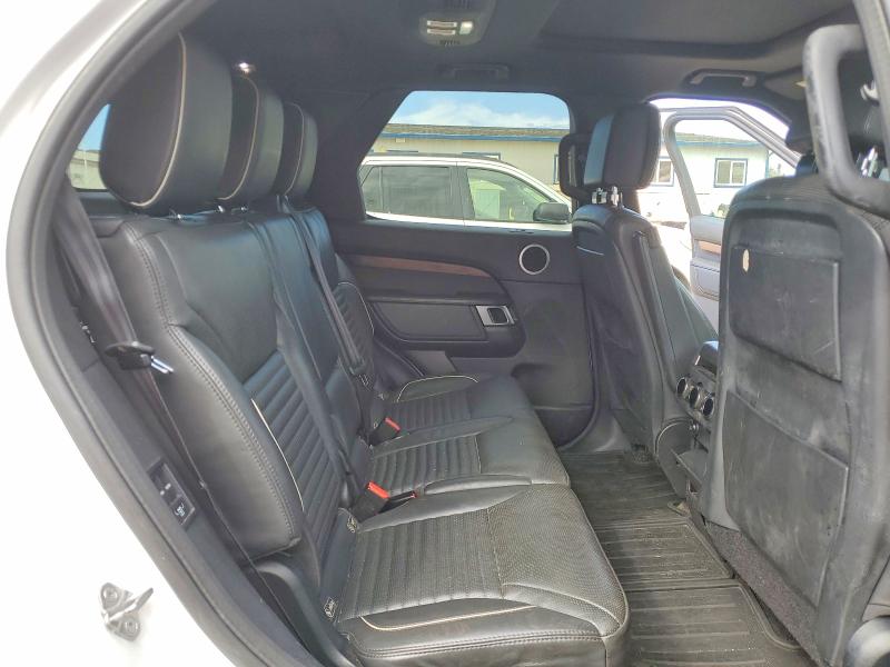 Auction sale of the 2018 Land Rover Discovery, vin: SALRT2RV2JA075358, lot number: 48769686