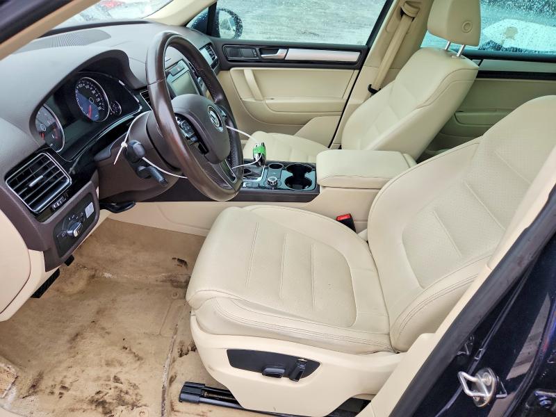 49611586 :رقم المزاد ، WVGEP9BP4ED010459 vin ، 2014 Volkswagen Touareg مزاد بيع
