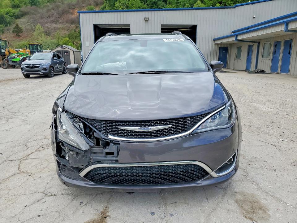 2017 Chrysler Pacifica მანქანა იყიდება აუქციონზე, vin: 2C4RC1BG2HR501732, აუქციონის ნომერი: 51570616