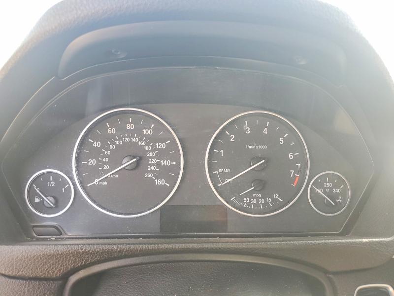 2015 Bmw 320i მანქანა იყიდება აუქციონზე, vin: WBA3B1C52FK135821, აუქციონის ნომერი: 48527516