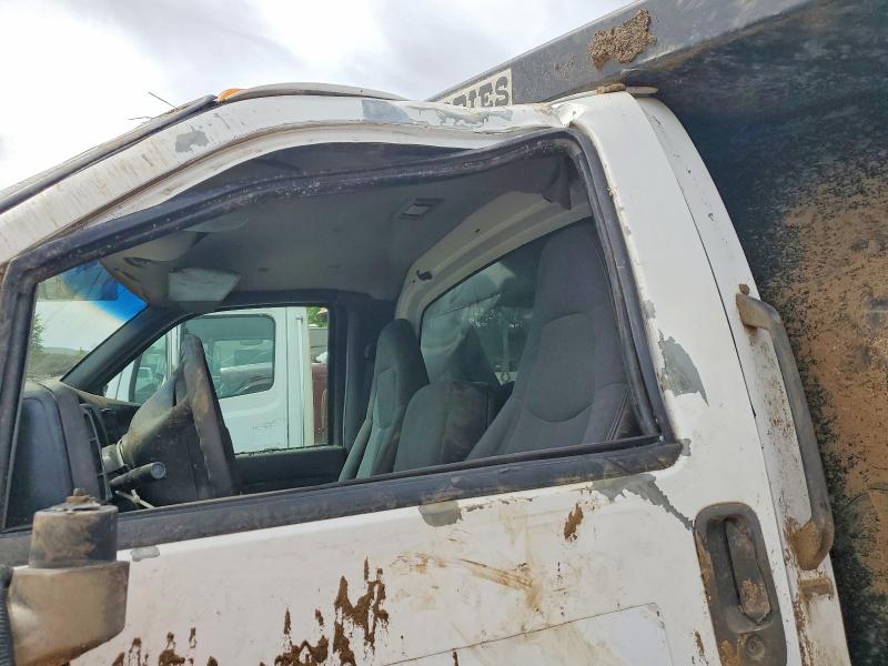 47922696 :رقم المزاد ، 1GDJ6C1C25F524294 vin ، 2005 Gmc C6500 مزاد بيع