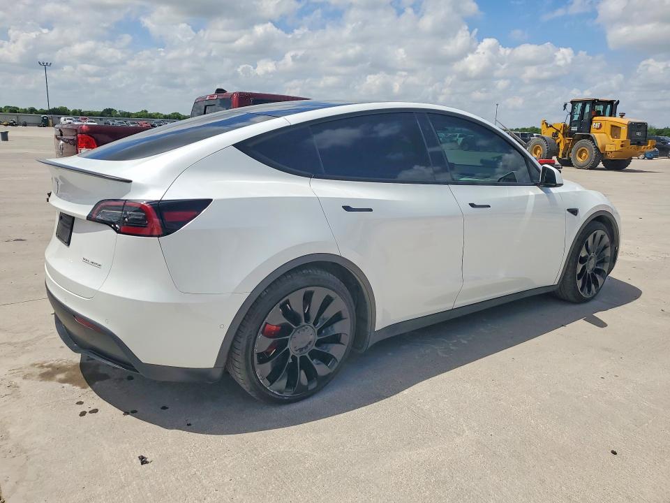 49133746 :رقم المزاد ، 7SAYGDEF3NF539534 vin ، 2022 Tesla Model Y مزاد بيع