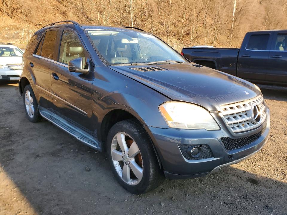 2011 Mercedes-benz Ml მანქანა იყიდება აუქციონზე, vin: 4JGBB8GB7BA702933, აუქციონის ნომერი: 49045006