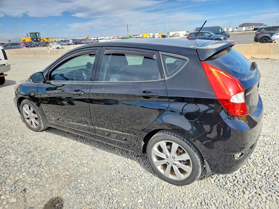 Продаж на аукціоні авто 2013 Hyundai Accent, vin: KMHCU5AE8DU086757, номер лоту: 48943466