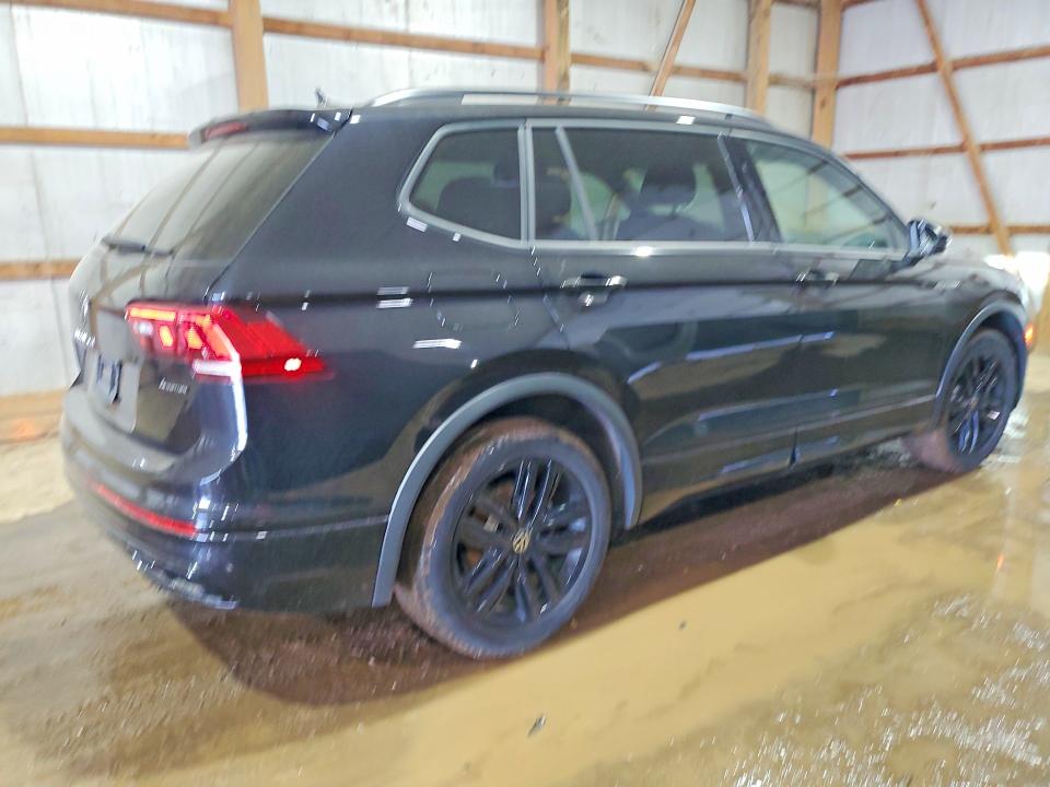 51107166 :رقم المزاد ، 3VV8B7AX5NM083027 vin ، 2022 Volkswagen Tiguan مزاد بيع