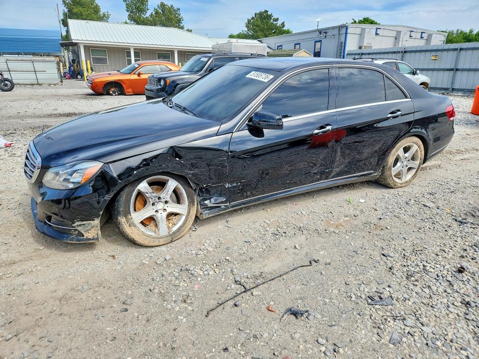 51585736 :رقم المزاد ، WDDHF0EBXEA876285 vin ، 2014 Mercedes-benz E مزاد بيع