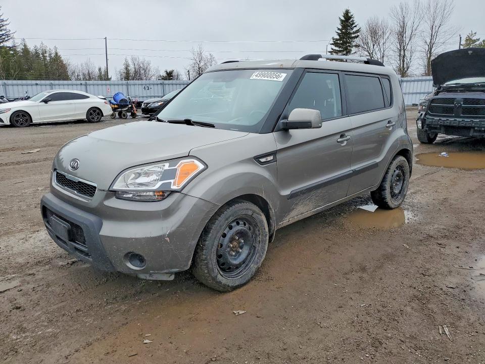 Продажа на аукционе авто 2011 Kia Soul, vin: KNDJT2A20B7305371, номер лота: 49900056