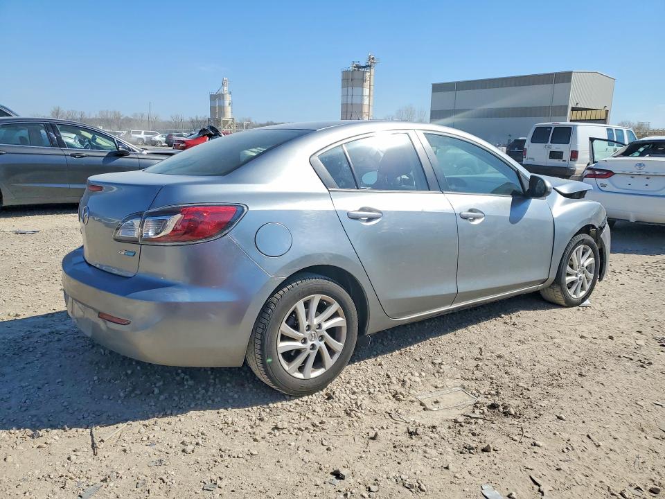 48981546 :رقم المزاد ، JM1BL1V76C1588335 vin ، 2012 Mazda 3 مزاد بيع
