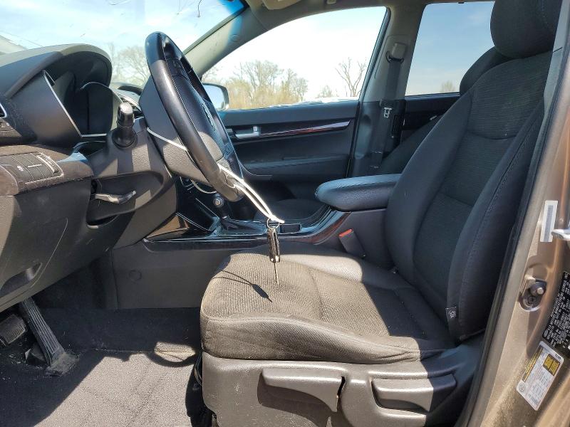 Продаж на аукціоні авто 2015 Kia Sorento, vin: 5XYKT4A62FG655810, номер лоту: 49958946