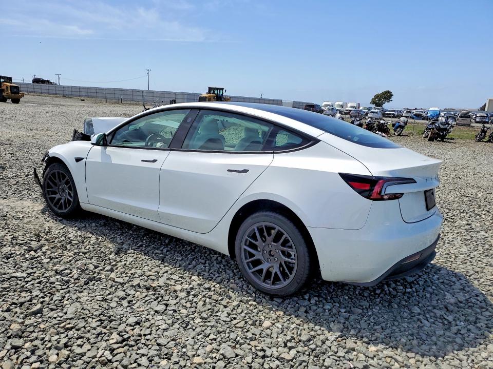 2025 Tesla Model 3 მანქანა იყიდება აუქციონზე, vin: 5YJ3E1EA7SF966808, აუქციონის ნომერი: 51226716
