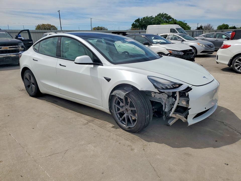 48801906 :رقم المزاد ، 5YJ3E1EB2MF855157 vin ، 2021 Tesla Model 3 مزاد بيع